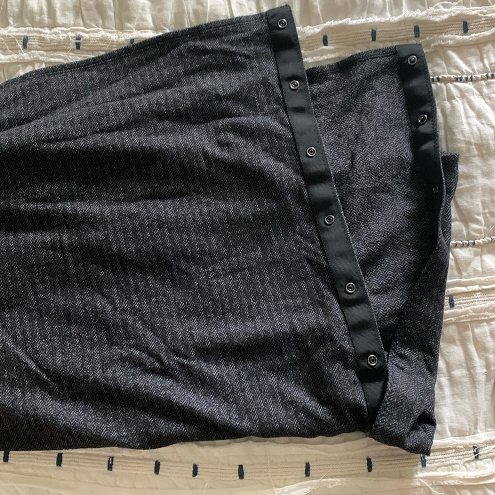 Black lululemon Vinyasa scarf